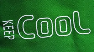 Keep-Cool Schriftzug auf grünem Feld - Info zum Welttag des Händewaschens Keep-Cool Schriftzug auf grünem Feld - Info zum Welttag des Händewaschens
